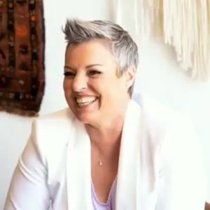 Meet your Posher, Toni